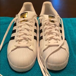 Adidas superstar